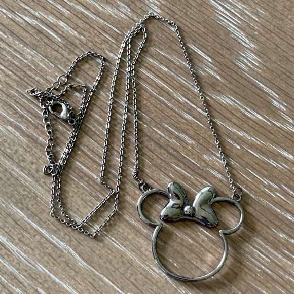Minnie Mouse Dark Gray Silver Necklace - Picture 7 of 10